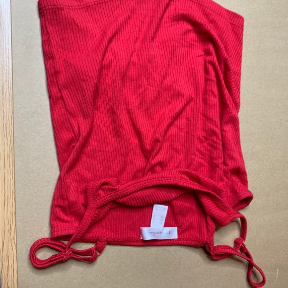 Red racerback spaghetti strap top - Picture 2 of 2